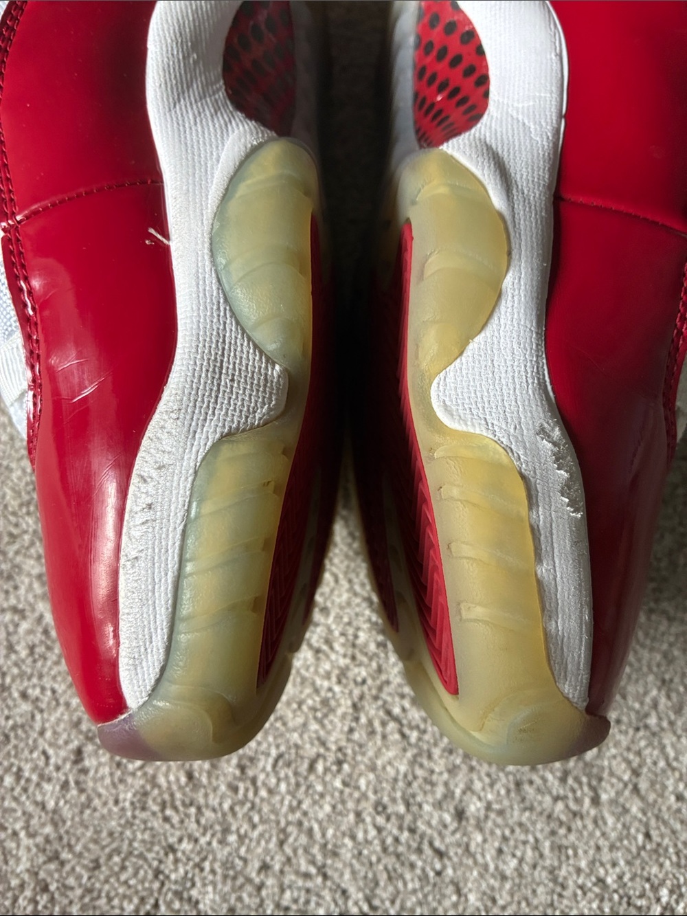 jordan 11 cherry size 8 men’s - Picture 5 of 6